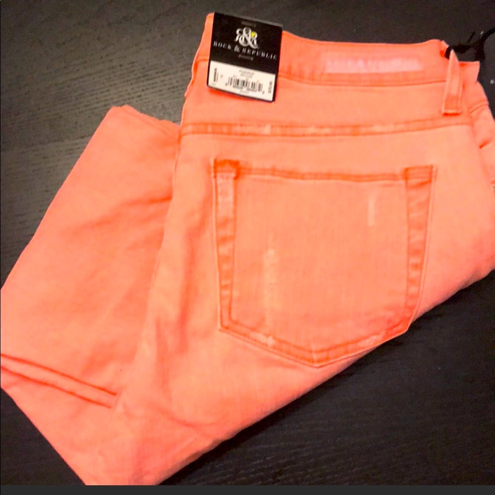 Rock and Republic Vintage Coral 🪸 Jeans